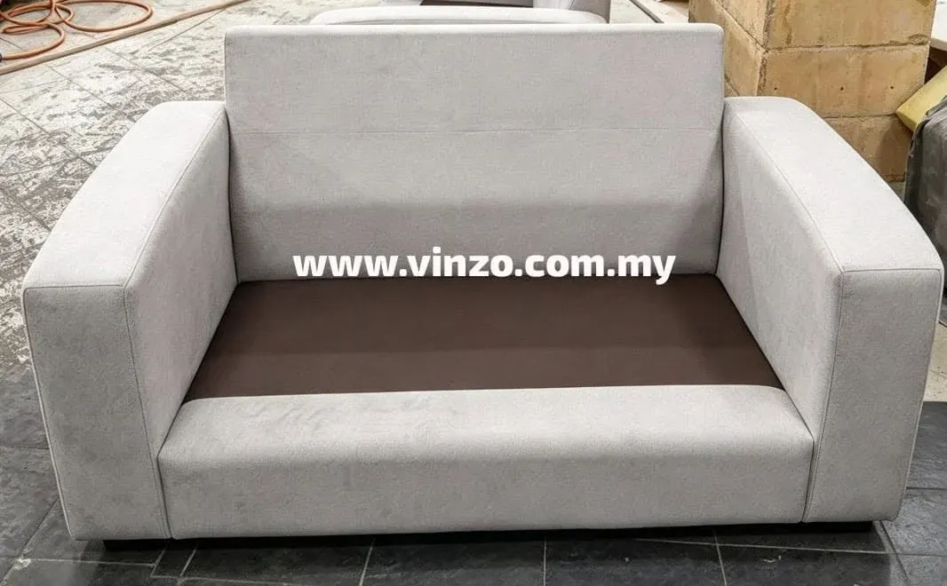 Sofa after restoration, project 02