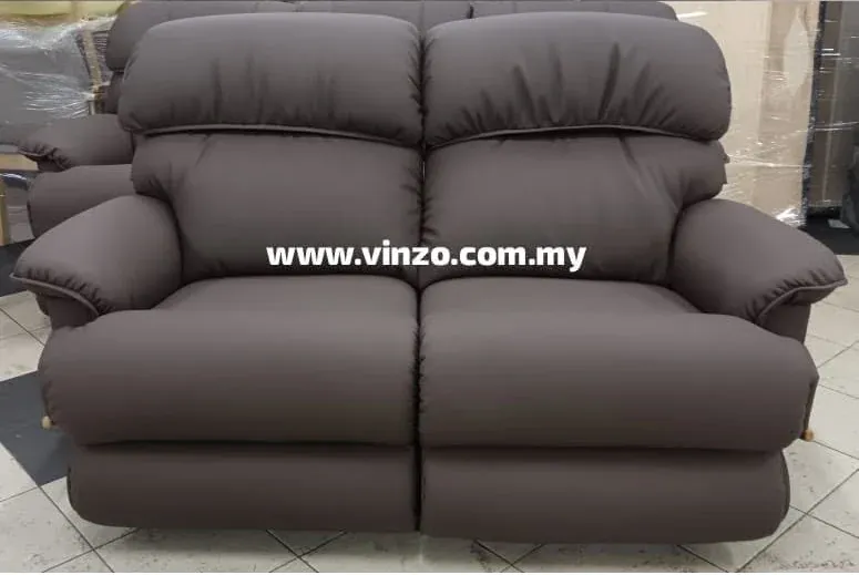 Sofa after restoration, project 03